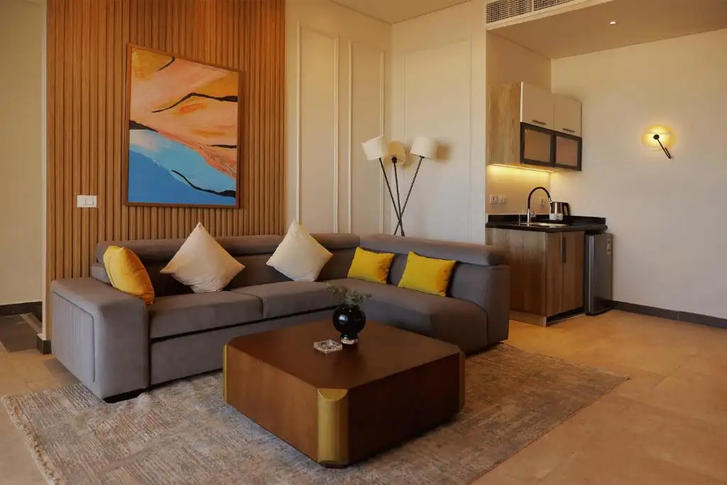 Elegant Chalet Two Bedroom With Sea View