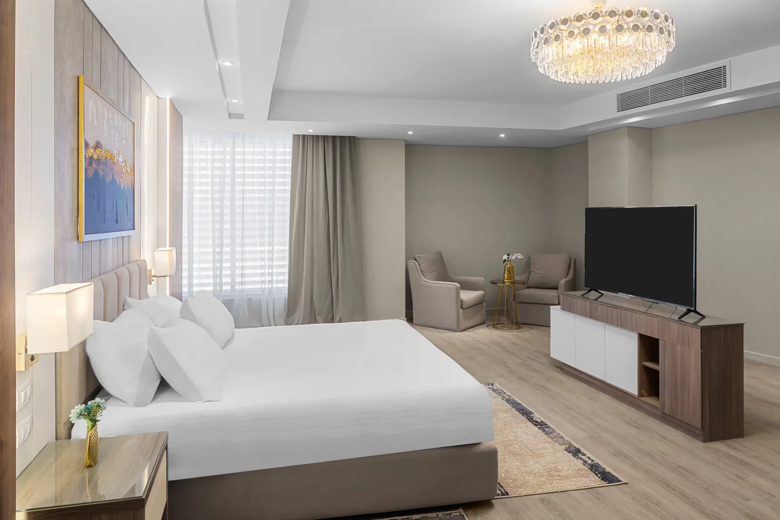 Elegant Chalet bedroom